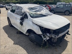 208 1.5 BHDI  1.5 BLUEHDI S&S - 10 ACTIVE PACK accidentée