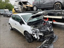 CLIO 1.2 16V 1.2 I 16V 75 LIFE accidentée