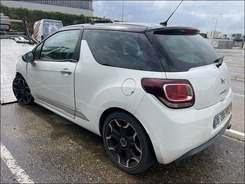 DS3 1.6 HDI  1.6 E-HDI 90 AIRDREAM SO CHIC accidentée