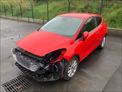 FIESTA  1.0 ECOBOOST 100 S/S TITANIUM  accidentée