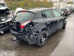 MEGANE  III 2.0 DCI 165 GT  accidentée