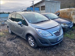 MERIVA  1.7 CDTI FAP COSMO  accidentée