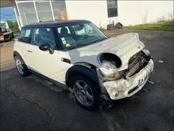 MINI  1.6 I 120 COOPER  accidentée