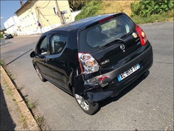 PIXO  1.0 68 ACENTA  accidentée