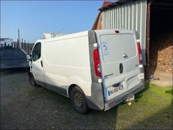 TRAFI C L1H1 1000 KG 2.0 FOURGON EXTRA  accidentée