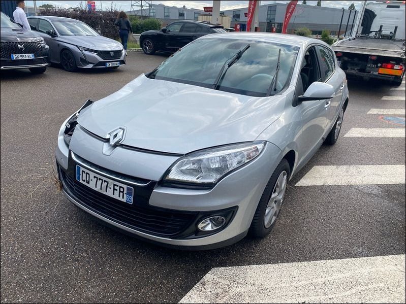 MEGANE  1.5 DCI FAP - 90 EXPRESSION accidentée