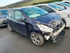 208 1.2 PURETECH  accidentée