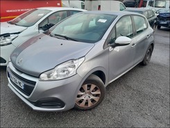 208 1.2 PURETECH  accidentée