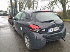 208 1.2 PURETECH  accidentée