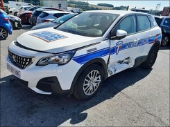 3008 3008 1.2i PureTech 12V S&S - 130 Access 3008 II 2016 PHASE 1 06-2019 --> 09-2020 accidentée