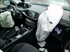 308 1.6 HDI  accidentée