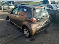 AYGO Aygo 1.0 VVT-i Dynamic AYGO PHASE 3 03-2012 --> 10-2013 accidentée