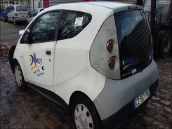 BLUECAR   accidentée
