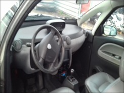 BLUECAR   accidentée