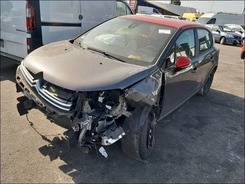 C3 1.2 PURETECH  accidentée