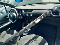 DS3 DS3 1.6 THP 16V - 150 Sport Chic DS3 PHASE 1 09-2009 --> 10-2011 accidentée