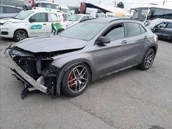 GLA 45 AMG  accidentée