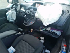 KANGOO Kangoo 1.5 dCi - 85 Expression KANGOO II PHASE 1 12-2007 --> 05-2011 accidentée