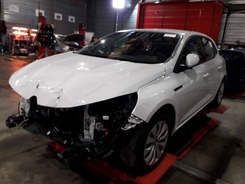 MEGANE BDCI 95 NAV 2  accidentée
