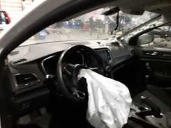 MEGANE BDCI 95 NAV 2  accidentée