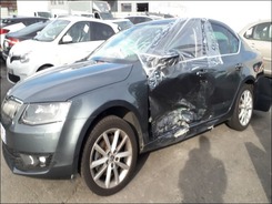 OCTAVIA 1.8 TSI  accidentée