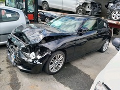 SERIE 1 114 I  accidentée