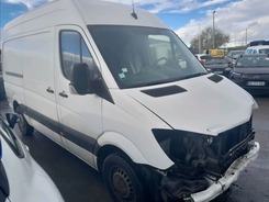SPRINTER   accidentée
