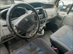 TRAFIC Trafic L1H1 1200 Kg 2.0 dCi FAP - 90 Eur TRAFIC II FOURGON PHASE 3 09-2011 --> 06-2014 accidentée