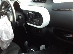TWINGO III SCE 70  accidentée