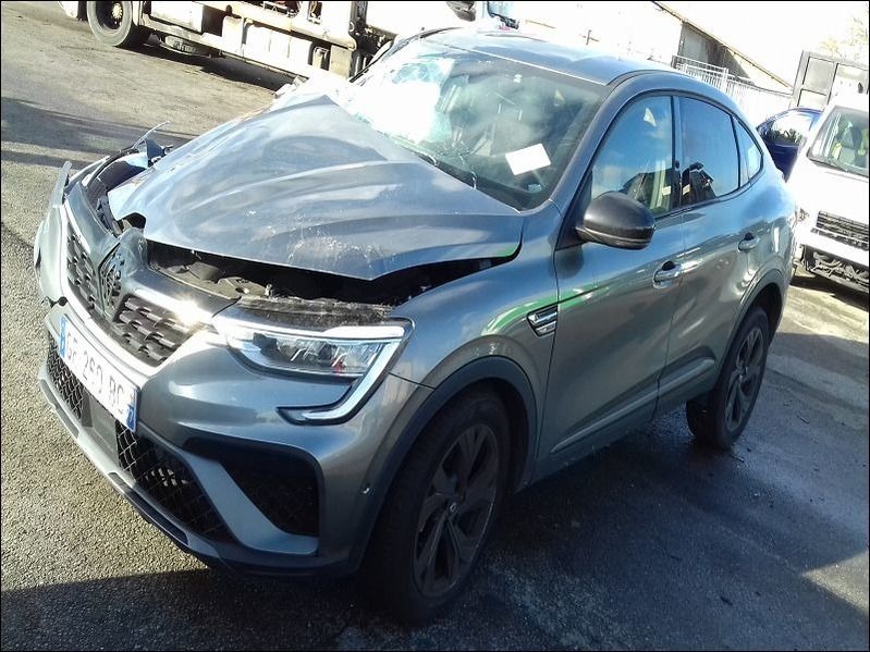ARKANA 1.3 TCE 140 RS LINE BVA accidentée