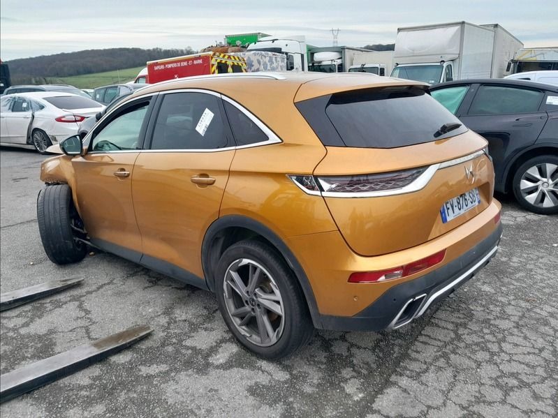 DS7 CROSSBACK 2.0 BHDI EXECUTIVE BVA accidentée