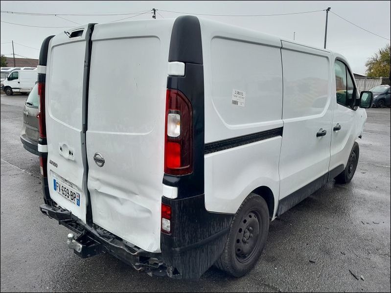 NV300 2.0 DCI accidentée