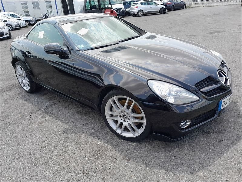 SLK 200 K accidentée