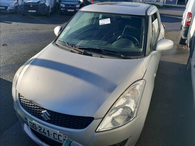 SWIFT Swift 1.2 VVT Avantage accidentée
