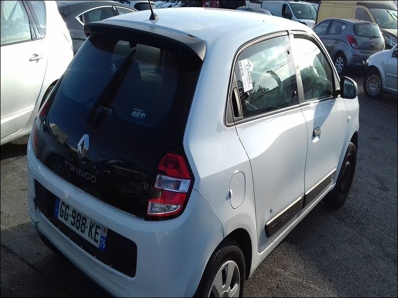 TWINGO III SCE 70 accidentée