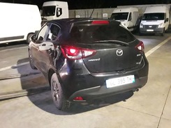 2 Mazda2 1.5 Skyactiv-G - 90 Dynamique MAZDA 2 2015 PHASE 1 01-2015 --> 02-2016 accidentée
