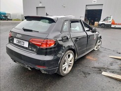 A3 A3 Sportback 1.5 35 TFSI CoD -150 - BV S A3 SPORTBACK 2012 PHASE 2 01-2019 --> 03-2020 accidentée
