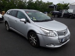 AVENSIS Avensis SW 126 D-4D FAP Executive AVENSIS SW-TOURING SPORT 2009 PHASE 1 12-2008 --> accidentée