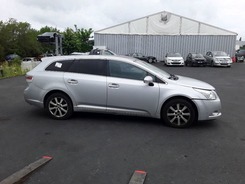AVENSIS Avensis SW 126 D-4D FAP Executive AVENSIS SW-TOURING SPORT 2009 PHASE 1 12-2008 --> accidentée
