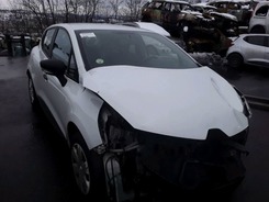CLIO Clio 1.5 dCi - 75 Société Air CLIO IV PHASE 1 09-2013 --> 09-2014 accidentée