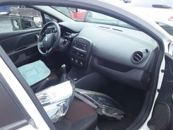 CLIO Clio 1.5 dCi - 75 Société Air CLIO IV PHASE 1 09-2013 --> 09-2014 accidentée