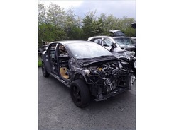 CLIO Clio 0.9 TCe - 90 Intens CLIO IV PHASE 2 07-2016 --> 12-2018 accidentée