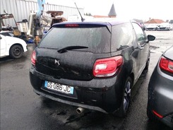 DS3 DS3 1.2i PureTech 12V - 82 Be Chic DS3 PHASE 2 10-2014 --> 01-2016 accidentée