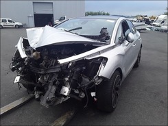 DS5 DS5 2.0 BlueHDi 16V - 180 - BV EAT6 Spor DS5 PHASE 2 05-2015 --> 08-2016 accidentée