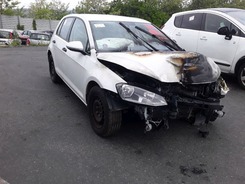 GOLF Golf 1.2 16V TSI BlueMotion - 105 Trendl GOLF VII PHASE 1 09-2012 --> 04-2015 accidentée