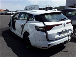 MEGANE Mégane Estate 1.5 Blue dCi - 115 - BV ED MEGANE IV ESTATE PHASE 2 09-2020 --> 10-2021 accidentée