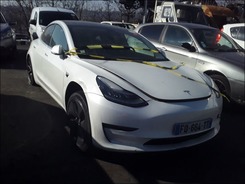 MODEL 3   accidentée