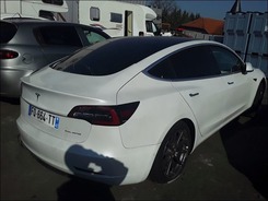 MODEL 3   accidentée