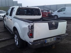 NAVARA Navara 2.5 dCi - 171 Double-Cab LE NAVARA DOUBLE CABINE PHASE 1 05-2008 --> 03-2010 accidentée