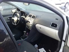 POLO Polo 1.2 TSI BlueMotion - 90 Cup POLO V 6R - 6C PHASE 2 02-2014 --> 02-2015 accidentée